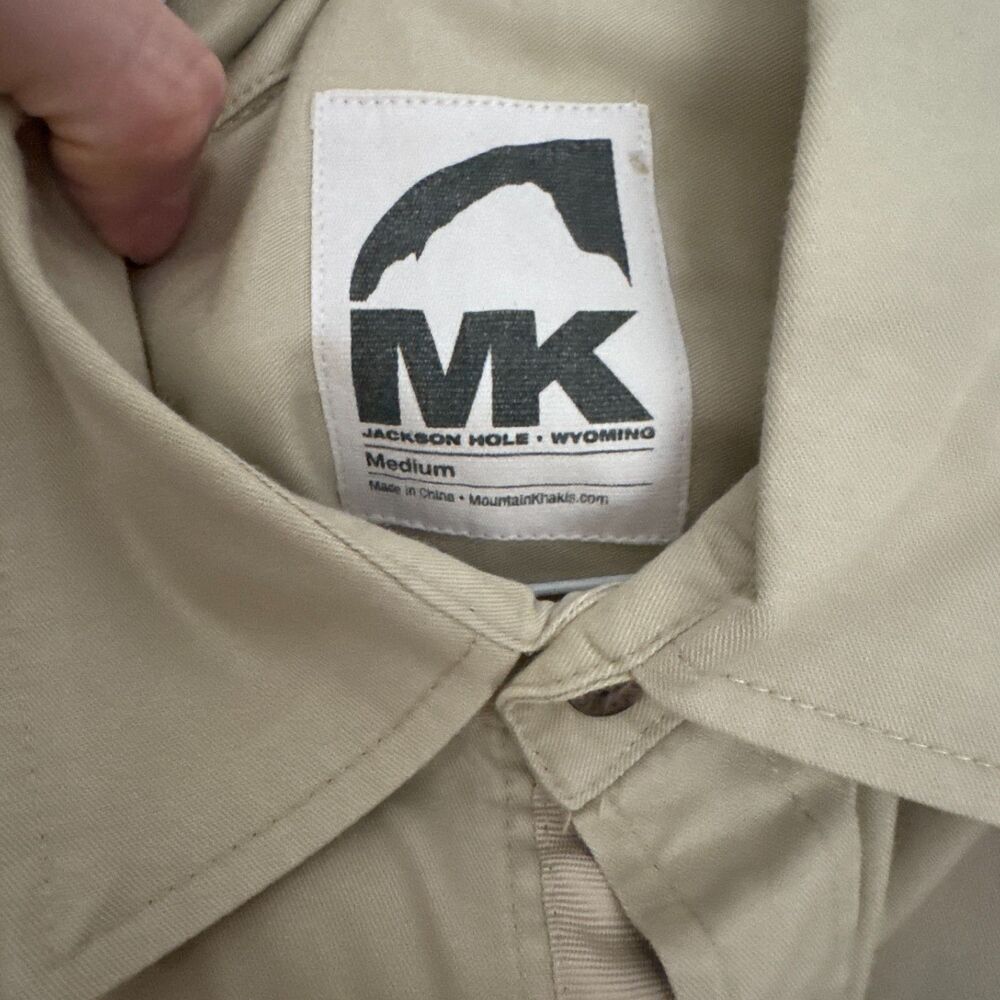 Mens Medium Mountain Khaki Tan Long Sleeve Utility Work Shirt 100% Cotton VGUC - Picture 4 of 10
